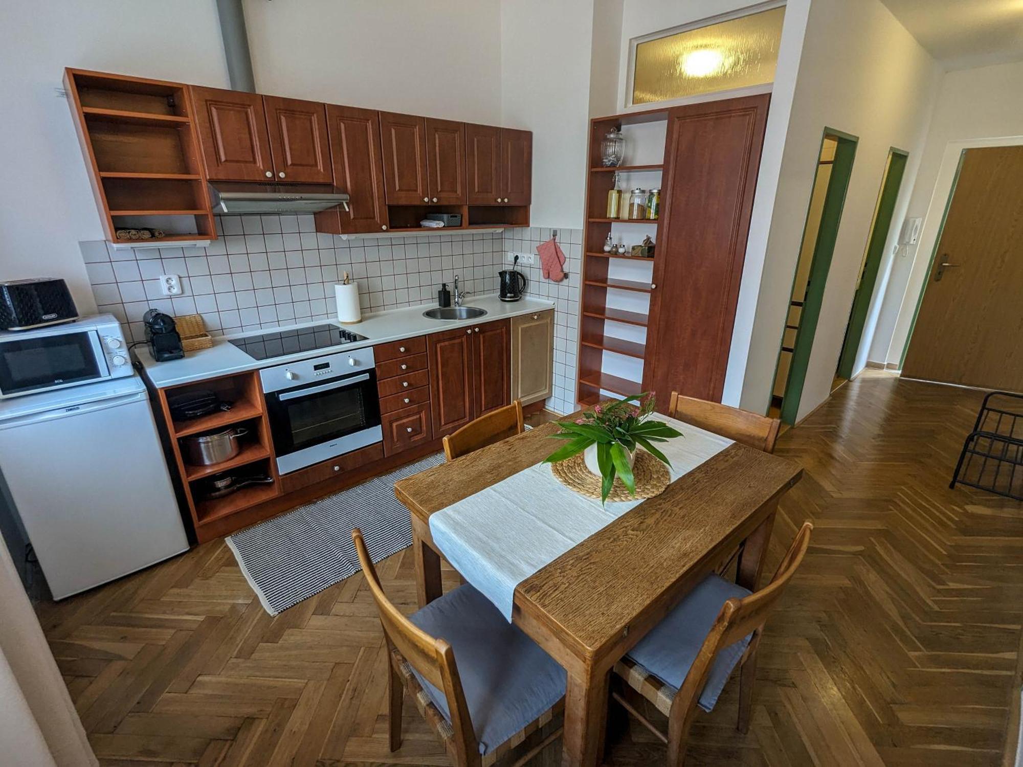 Apartman Pod Valdickou Branou Jicin Exterior photo